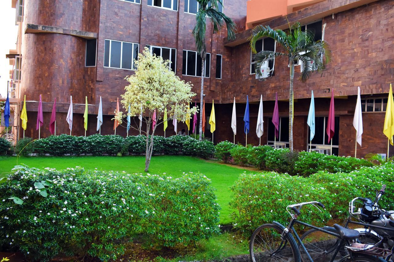 Hotel Triveni Balangir Exteriér fotografie