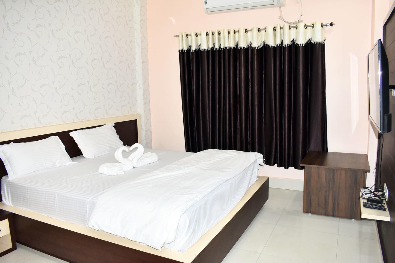 Hotel Triveni Balangir Exteriér fotografie